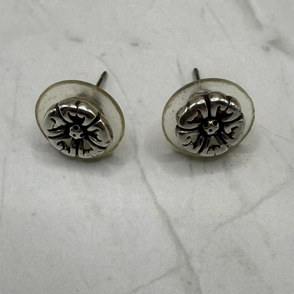 Vintage 1990s Sterling Silver Oxidized Floral Rosette Stud Earrings